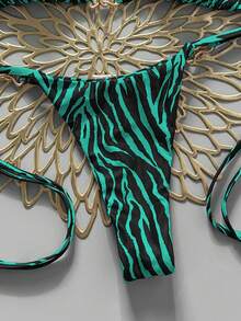 SHEIN Swim 2件組春夏海灘派對度假動物印花隨機圖案綠色不對稱掛脖三角杯比基尼上衣丁字褲性感 - 彩色 - 查看 6