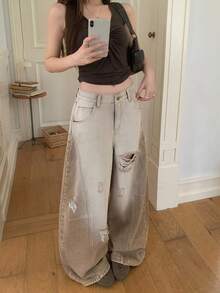 DAZY Atasan Wanita Model Jeans Longgar Gaya Jalanan Korea dengan Detail Sobek dan Motif Lucu - Coffee Brown - View 5