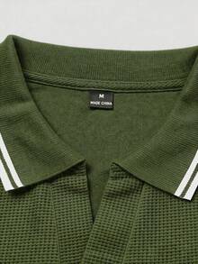Manfinity CasualCool 春季新款休閒戶外男士運動套裝 短袖T恤與短褲套組，柔軟舒適面料，可機洗，適合健身、戶外運動與日常休閒穿著，可作為男士生日禮物 - 軍綠色 - 查看 4