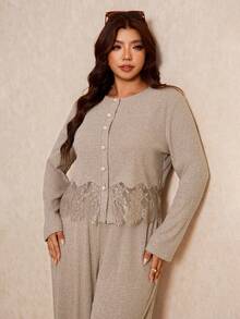 Elaquor 大尺碼女款蕾絲拼接長袖上衣與長褲休閒日常兩件套 - 卡其色 - 查看 5