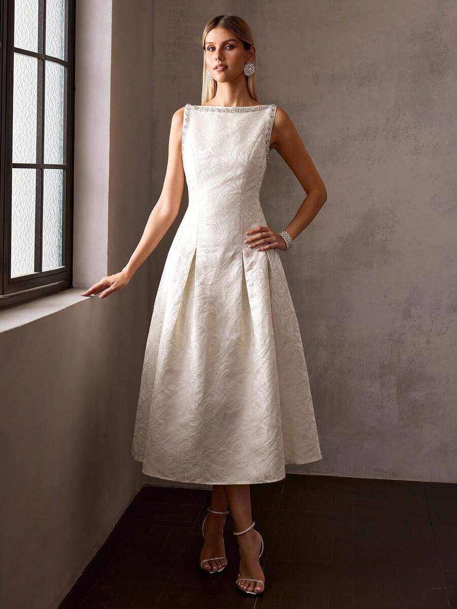 MOTF PREMIUM WOMEN'S GOLD THREAD ROSE JACQUARD RHINESTONE STRIPED DECOR SLEEVELESS ELEGANT DRESS - White - View 2