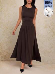 SHEIN PETITE Vestido casual diario para mujer de estilo minimalista, unicolor, sin mangas, con cintura plisada y bajo acampanado, vestido marrón chocolate de verano para cumpleaños, vestido largo marrón, vestido elegante marrón, vestido marrón para invitada de boda, vestido marrón, vestido de noche marrón, vestido marrón para mujer - Marrón - Ver 7