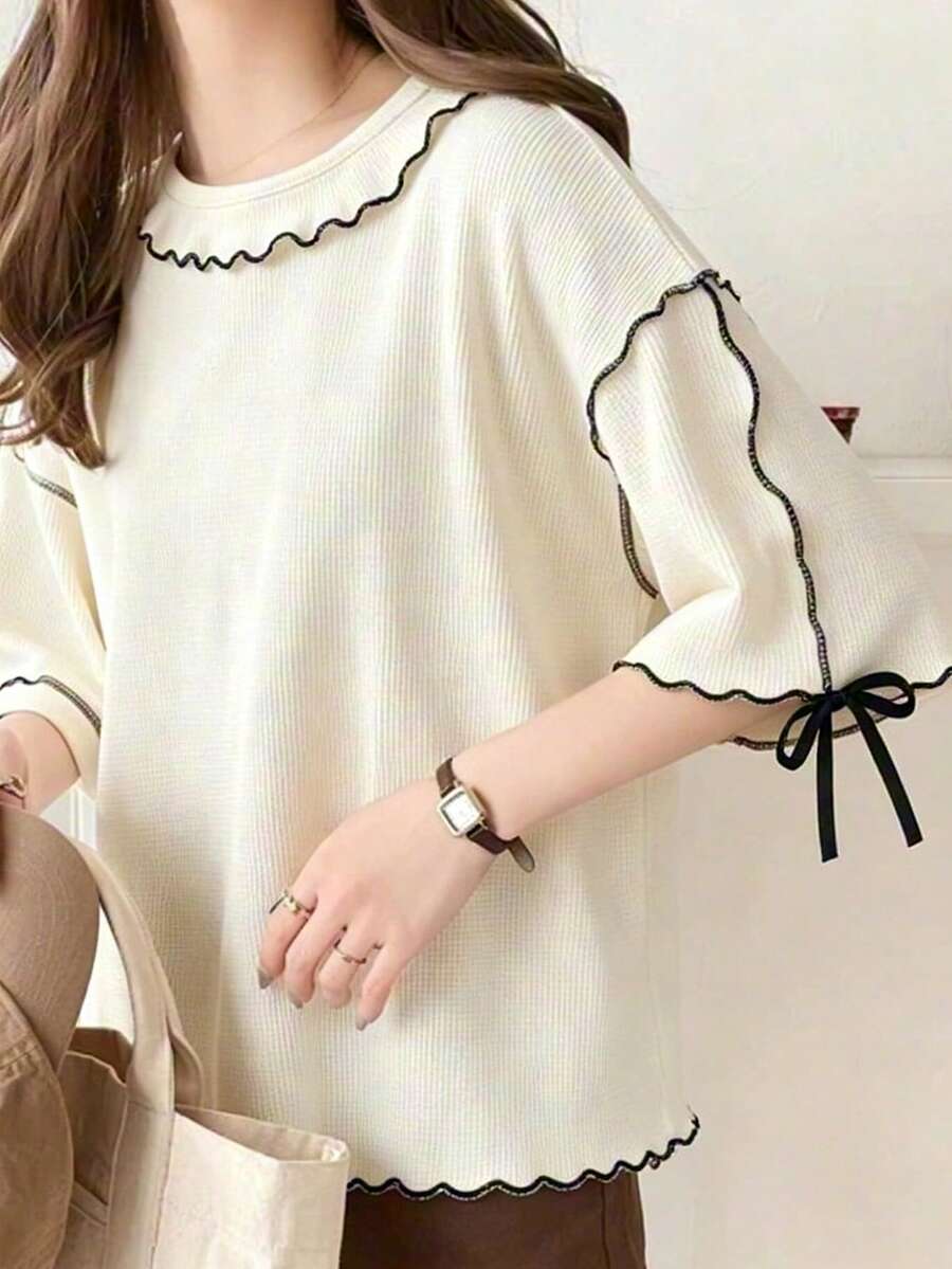 FRIFUL 女款波浪荷葉邊飾條紋寬鬆對比邊夏季短袖T恤,女款夏季服飾,女款外出上衣 - 杏色 - 查看 1