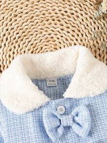 SHEIN Playful Pals 女嬰粗花呢風衣外套，甜美藍色蝴蝶結裝飾，毛絨內裡，毛茸茸長袖翻領加厚款，冬季節日公主風舒適芭蕾藍外衣 - 藍色 - 查看 6