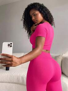 SHEIN Core Rhythm Seamless Stretchy Women Sports Cropped T-Shirt & Leggings Set Ribbed Workout Buttery Soft Legging Two Piece Curve Activewear Quick-Dry Quick Dry - Hot Pink - View 3