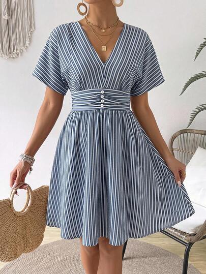 Coeurva Women's Navy Blue And White Striped Round Neck Short Sleeve Waist Cinched Mimi Dress, Elegant Coastal Modest Summer Casual Vacation Holiday Beach