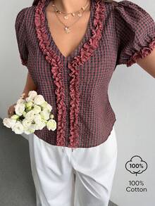 Sunnyshic Blusa corta de mujer talla grande con estampado a cuadros, estilo vintage francés, cuello en V con volantes, mangas abullonadas, estilo dulce y picante, patchwork de colores contrastantes, manga corta con ribete de encaje, ajustada y estilizada, blusa casual retro de verano - Multicolor - Ver 1