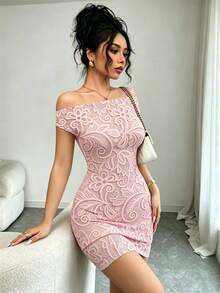 Selianne 女款夏季優雅仿蕾絲印花露肩修身短洋裝 - 粉色 - 查看 3