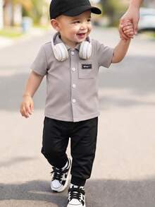 SHEIN Playful Pals 2pcs/Set Infant Baby Boy Summer Casual Beach Outfit:Short Sleeve Button Up Striped Color Block Digital Print Shirt Black Relaxed Fit Pants Grey Set - Grey - View 6