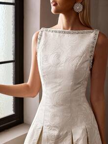 MOTF PREMIUM WOMEN'S GOLD THREAD ROSE JACQUARD RHINESTONE STRIPED DECOR SLEEVELESS ELEGANT DRESS - White - View 1