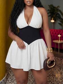 Slaydiva Vestido de verano con cuello halter sin espalda y contraste de colores, talla grande - Blanco y Negro - Ver 5