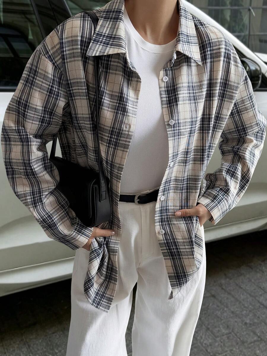 DAZY 女款寬鬆休閒復古開襟襯衫,領口長袖鈕扣式,卡其藍格紋棉質面料,外套 - 黑與白 - 查看 1