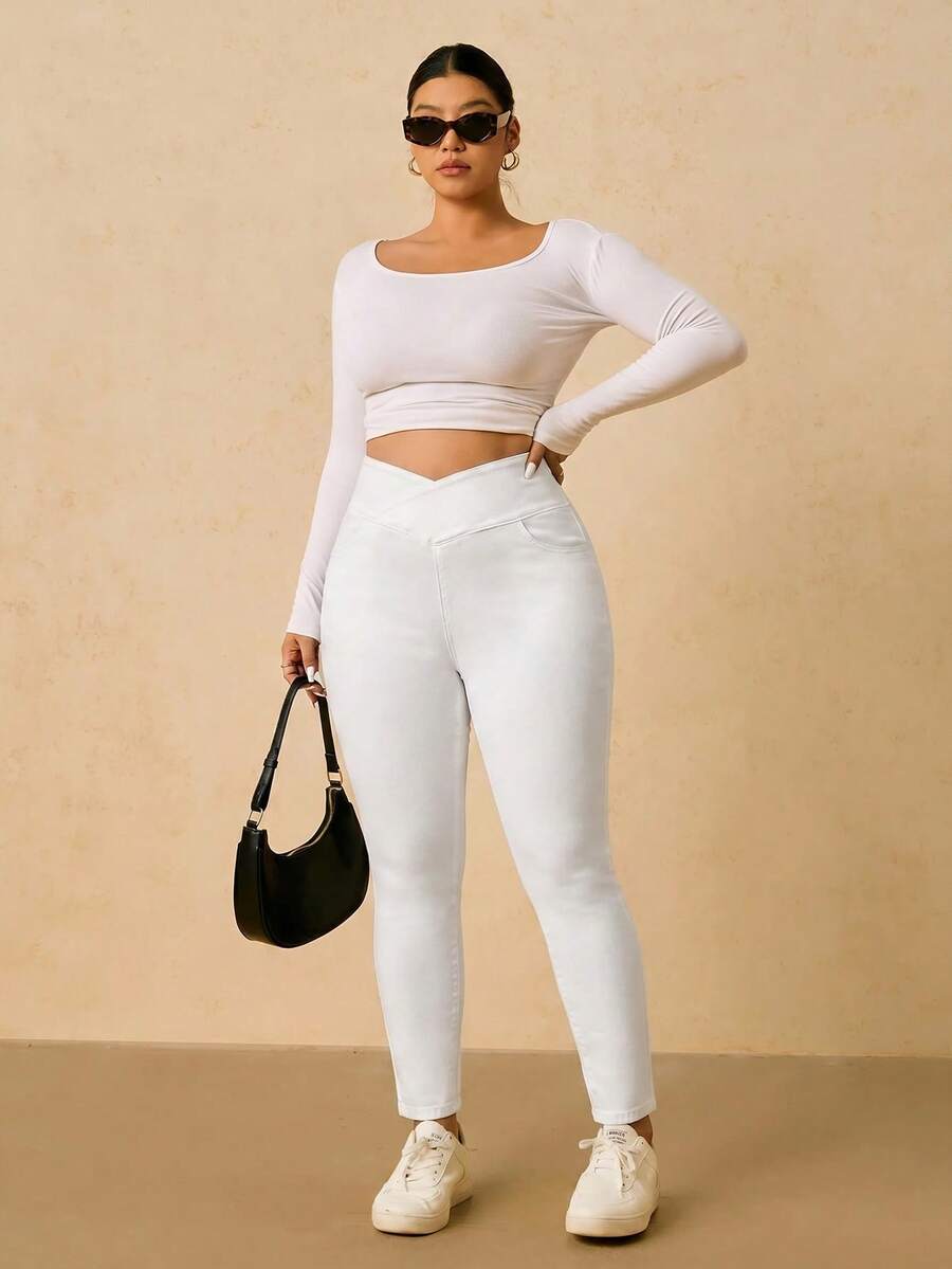 SHEIN Tall CURVE 大尺碼女款休閒百搭日常穿著牛仔褲,附口袋 - 白色 - 查看 1