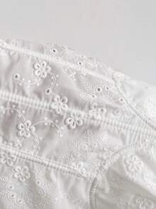 Soleia 女款燒花刺繡休閒百搭日常穿著細肩帶背心上衣 - 白色 - 查看 6