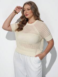 Maija Top Plus Size de Manga Curta em Tricô Vazado, Cor Sólida, Casual de Verão, Macia, com Modelagem Curvilínea, Formal, para Negócios, Férias, Festa, Cerimônia, Casamento Moderno e Festival, Branca - Bege - Visão 3