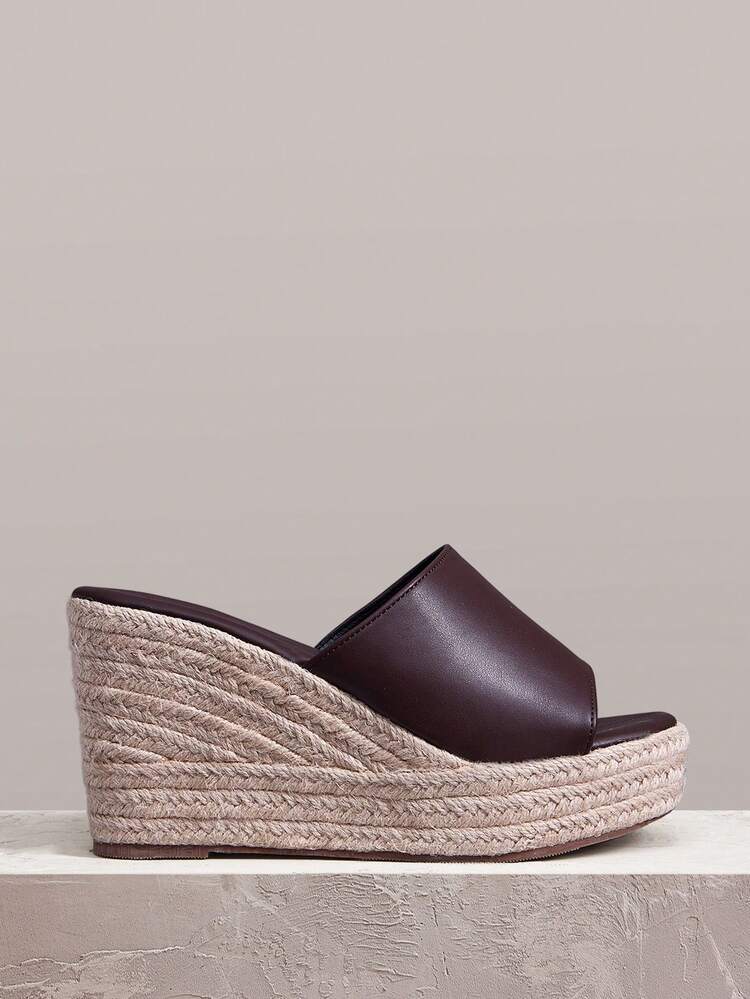 Styleloop European Thick-Soled Wedge Sandals Women's Summer High-Heeled Flip-Flops Straw Sandals - Brown - View 2