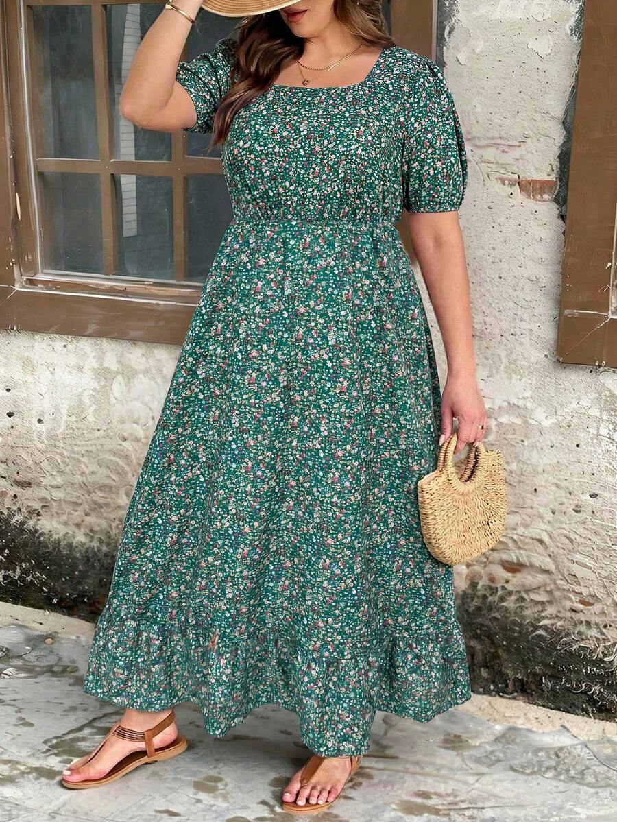 SHEIN Clasi Vestido de Talla Grande con Estampado Floral, Cuello Cuadrado y Bajo con Volantes - Verde Oscuro - Ver 1