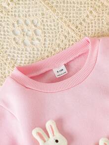 SHEIN Playful Pals 嬰兒幼兒秋冬套裝，女嬰可愛3D白兔粉色衛衣搭配親膚柔軟白色長褲套裝 - 粉色 - 查看 8