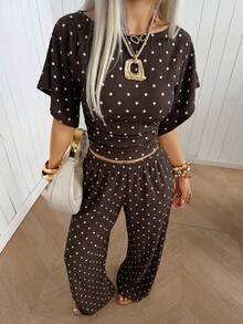 SHEIN EZwear 女款棕色與白色波點印花百褶上衣與寬鬆長褲套裝，適合度假、夏季休閒度假 - 咖啡棕 - 查看 4
