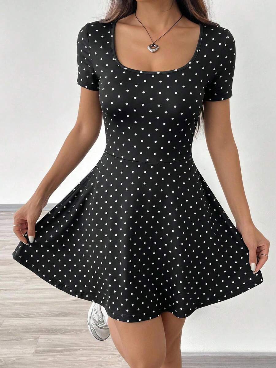 SHEIN EZwear Damen Lässig Süß Schwarz-Weißes Polka-Dot Kleid für Sommer Date Alltag - Schwarz und Weiss - Übersicht 1