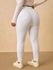 SHEIN Tall CURVE 大尺碼女款休閒百搭日常穿著牛仔褲，附口袋 - 白色 - 查看 2