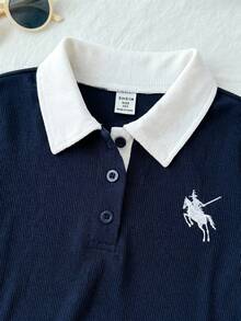 SHEIN 兒童青少年女孩針織拼色海軍藍 Polo 短袖 T 恤與裙子休閒端莊套裝，校園圍裙風，開學季假期夏季款 - 藏蓝色 - 查看 6