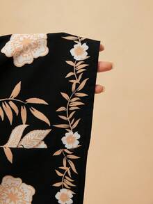Travachic TRVLCHIC Plus Size Floral Print Off Shoulder Cropped Top And Wrap Shorts 2-Piece Set, Casual Boho Holiday Two Piece Women Brunch Outfit Summer Black - Multicolor - View 8