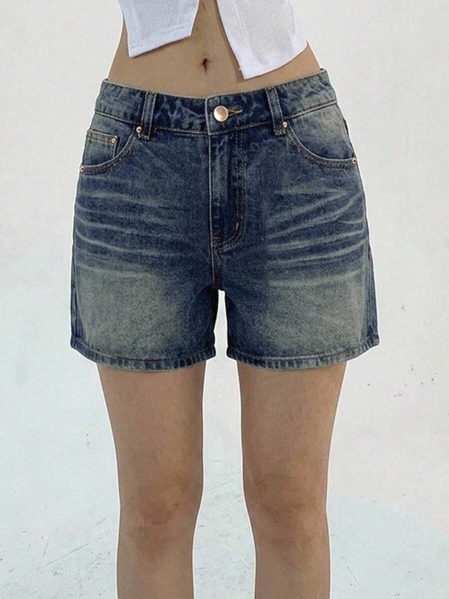 DAZY Women's Loose Casual Versatile Denim Shorts With Pockets - Blue - View 1