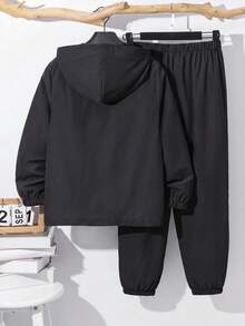 SHEIN 2件組兒童小男孩休閒日常百搭舒適拼接連帽半拉鍊套頭寬鬆長袖外套與寬鬆收口長褲梭織兩件套服裝，適合學校、花園、海灘、生日，春/夏季 - 黑色 - 查看 3
