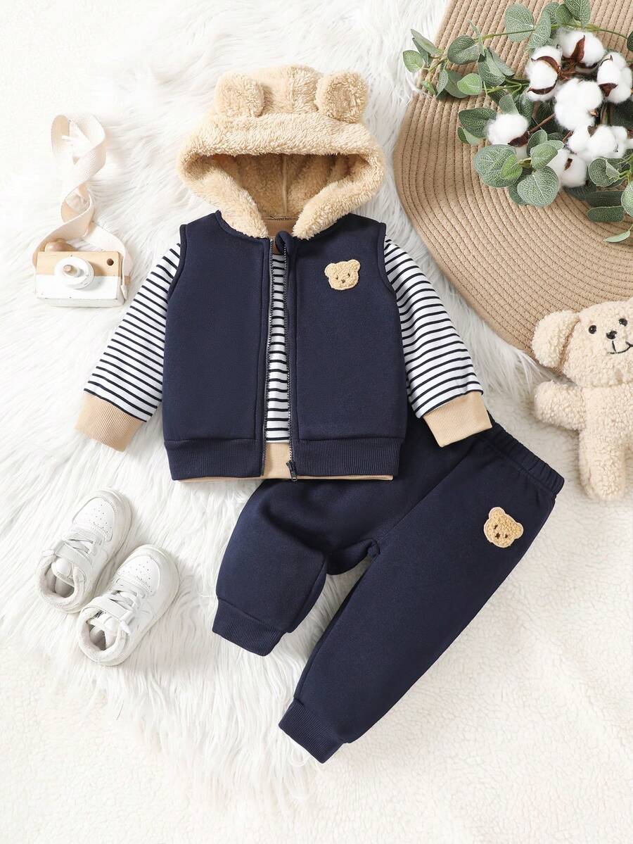 SHEIN Vintaside Kids 3件組男嬰黑白圓領衛衣熊貼布拉鍊連帽背心外套褲裝 海軍藍秋季親子套裝 - 藍色 - 查看 1