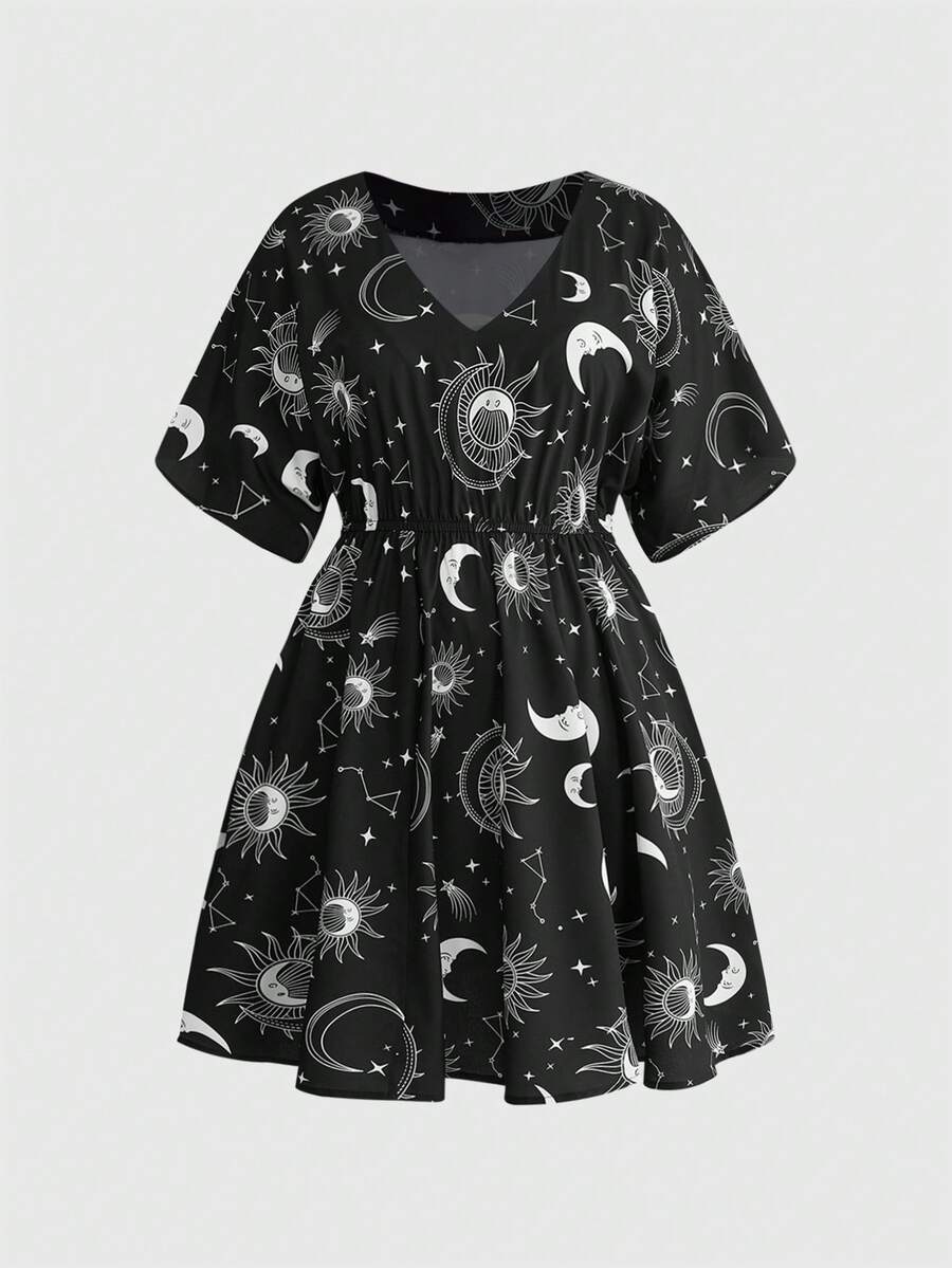 ROMWE Gothic Sun Moon Star Print Loose Plus Size Dress - Black - View 1