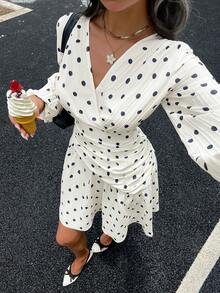 SHEIN Frenchy Women's Elegant French Vintage Polka Dot V-Neck Wrap Ruched Puff Sleeve Mini Dress Going Out Picnic Brunch Back To School Business Autumn Black White - Multicolor - View 4
