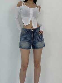 DAZY Women's Loose Casual Versatile Denim Shorts With Pockets - Blue - View 2