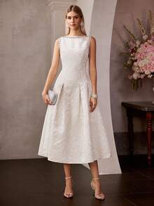 MOTF PREMIUM WOMEN'S GOLD THREAD ROSE JACQUARD RHINESTONE STRIPED DECOR SLEEVELESS ELEGANT DRESS - White - View 6