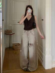 DAZY Atasan Wanita Model Jeans Longgar Gaya Jalanan Korea dengan Detail Sobek dan Motif Lucu - Coffee Brown - View 4
