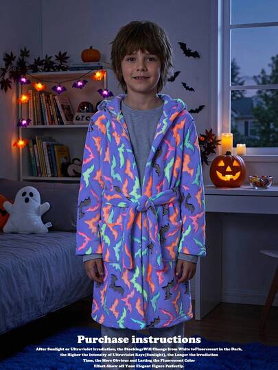 SHEIN Boys' Cool Glow-In-The-Dark Plush Bat Print Rubber Print Hooded Long Sleeve Robe With Waist Tie, Loungewear