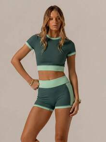 Aralina Women's Colorblock Patchwork Cropped Top & Shorts Sports Set - Green - View 3
