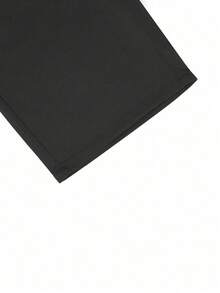 Manfinity Homme Men's Plus Size Solid Color Pocket Casual Versatile Straight LegBermuda Shorts - Black - View 8