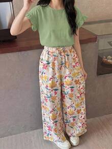 SHEIN 青少年女孩 T-Shirt 套裝 梭織純色荷葉袖 T-Shirt 與碎花長褲休閒套裝 - 綠色 - 查看 3