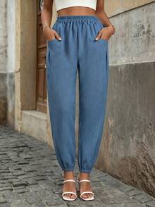 SHEIN LUNE Damen-Freizeithose aus blauem Denim mit Crinkle-Struktur, elastischem Bund, lockerem Harem-Schnitt, Taschen, Umschlagbündchen, figurschmeichelnd, gekürzt, für den Herbst und Urlaub - Blau - Übersicht 6