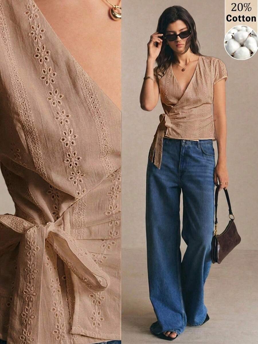 Poéselle 女款燒花刺繡V領修身百搭休閒日常襯衫 - 卡其色 - 查看 1