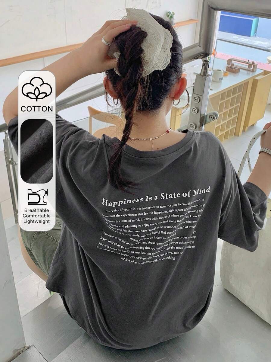 Dazy Plus 字母印花圖案寬鬆休閒百搭大尺碼女款春夏T恤校園風圖案短袖上衣 - 深灰色 - 查看 1