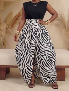BamGlimmer Plus Size Women's Asymmetrical Striped Pleated Skirt, Suitable For Travel, Vacation, Daily Wear, Back To School, Party Wedding Guest, Summer Elegant - Black and White - View 7