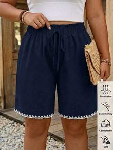 Comfylo Plus Size Women's Ruffle Hem Waist Tie Floral Trim Shorts - Navy Blue - View 4