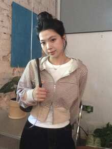 DAZY 女款條紋韓風長袖連帽衛衣 - 杏色 - 查看 3