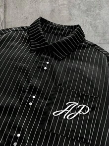 AXEPEAK 男士字母刺繡條紋長袖單排扣休閒口袋襯衫 - 黑色 - 查看 3
