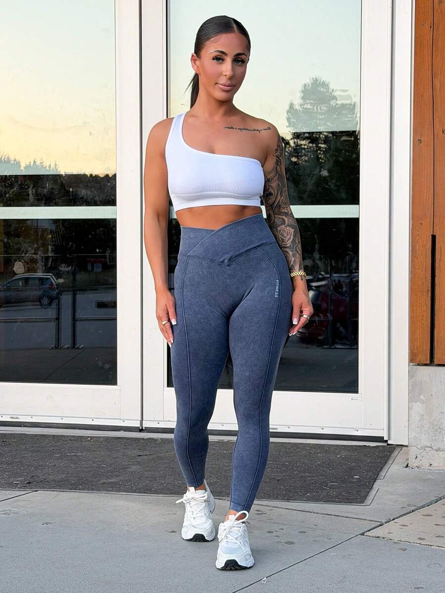 SAYEHFBABY Seamless High Elasticity Yoga Exercise Sports Criss-Cross Waist Sandwashed Sports Leggings - Navy Blue - View 1