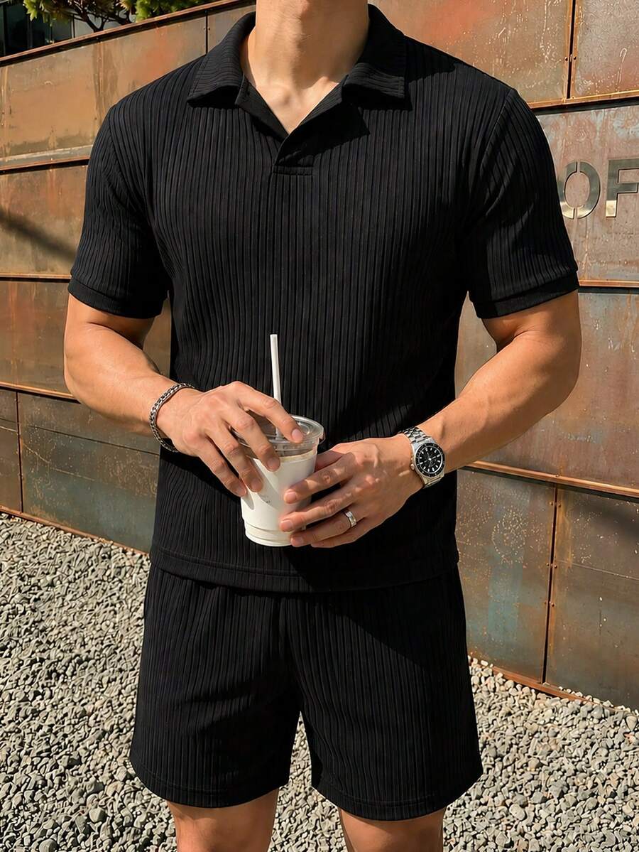 Manfinity Homme Men's Textured Minimalist Short Sleeve Polo Shirt And Pocket Shorts Set - Black - View 1
