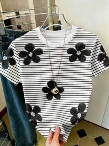 Elenzga Plus Size White Black Horizontal Stripe Fuzzy Floral Print Crew Neck Short Sleeve Casual Basic T Shirt Women Summer - Multicolor - View 4