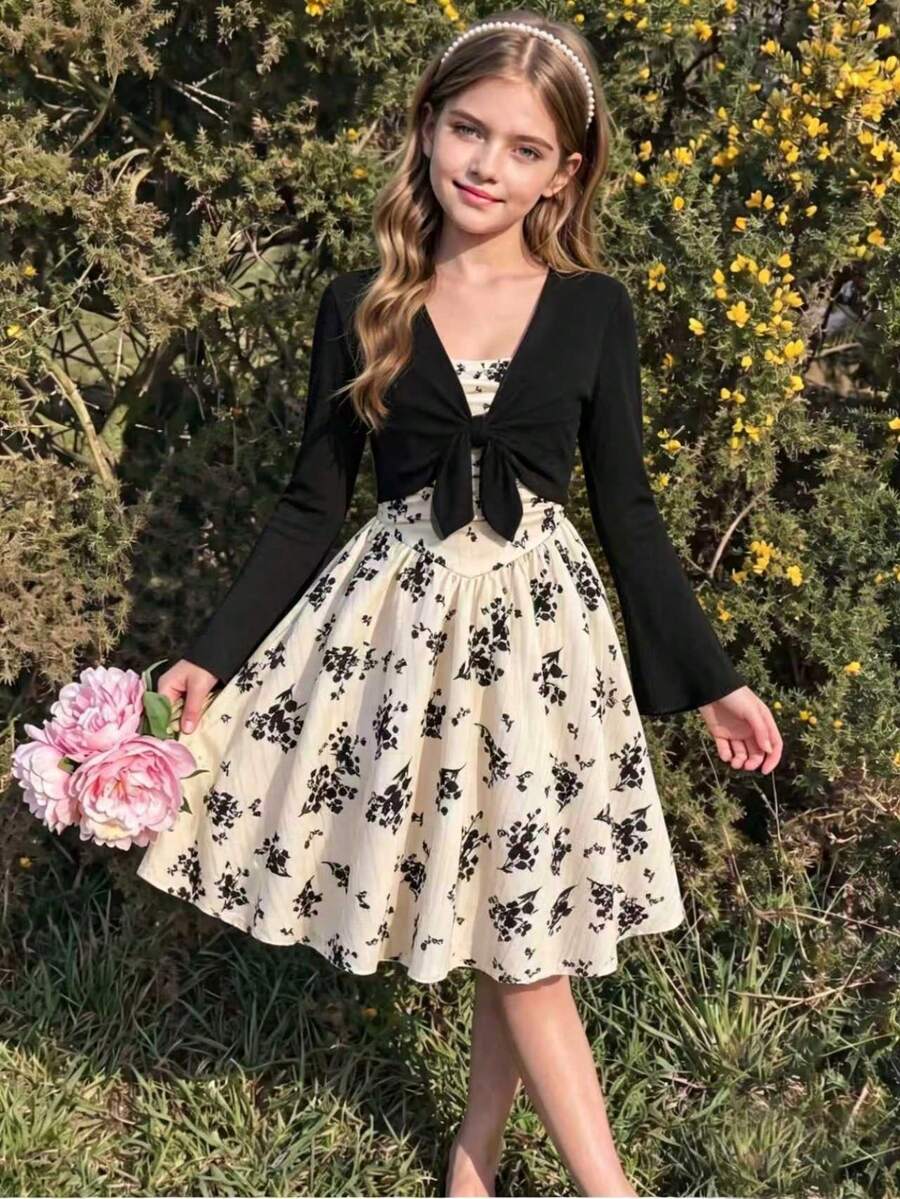 SHEIN Conjunto de 2 piezas para niñas: chaqueta casual de punto acanalado elástico con cierre frontal y lazo decorativo + vestido camisola de tejido texturizado con estampado floral digital, ideal para uso diario y vacaciones en primavera/otoño - Multicolor - Ver 1